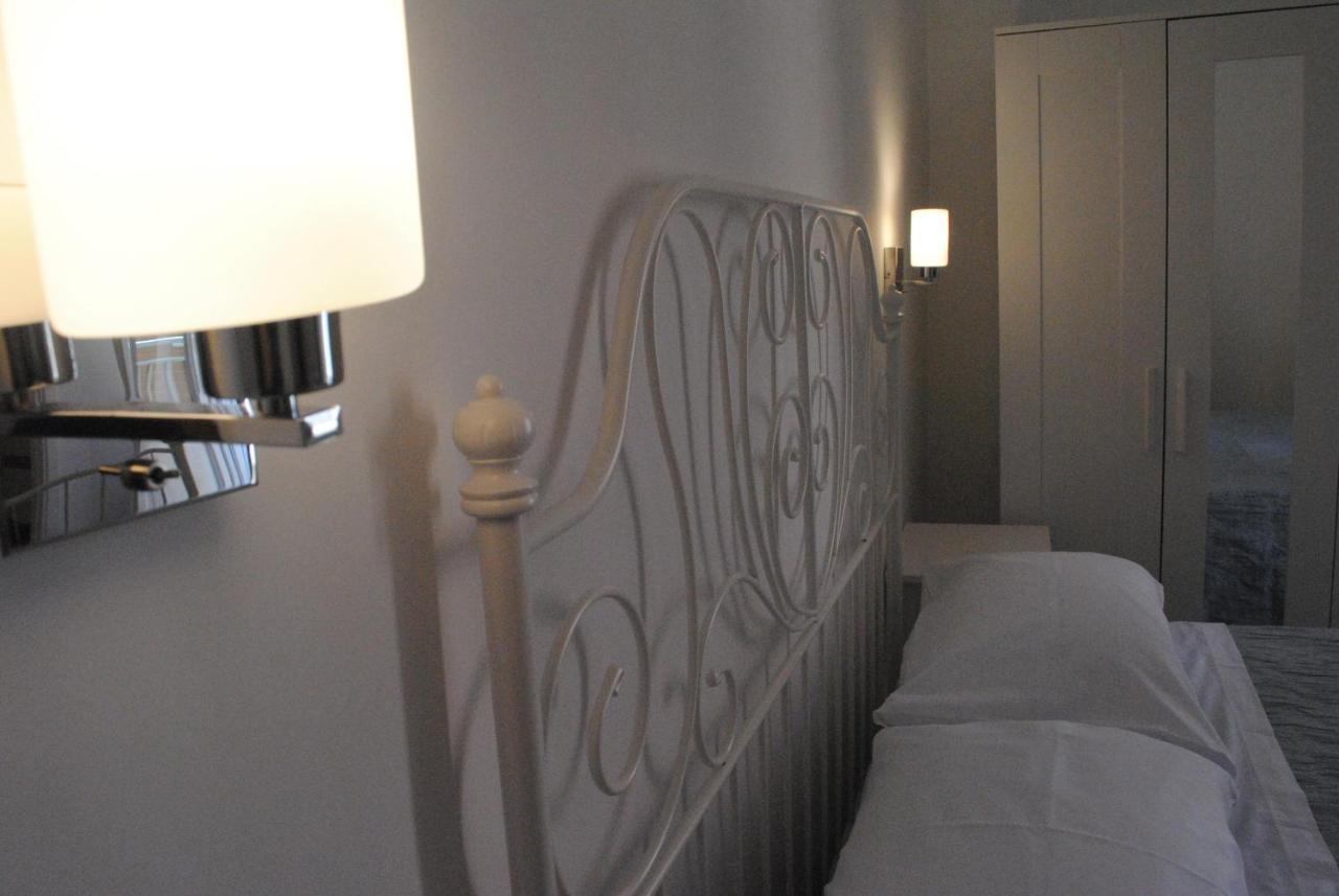 Mareluna Rooms Margherita Di Savoia Esterno foto