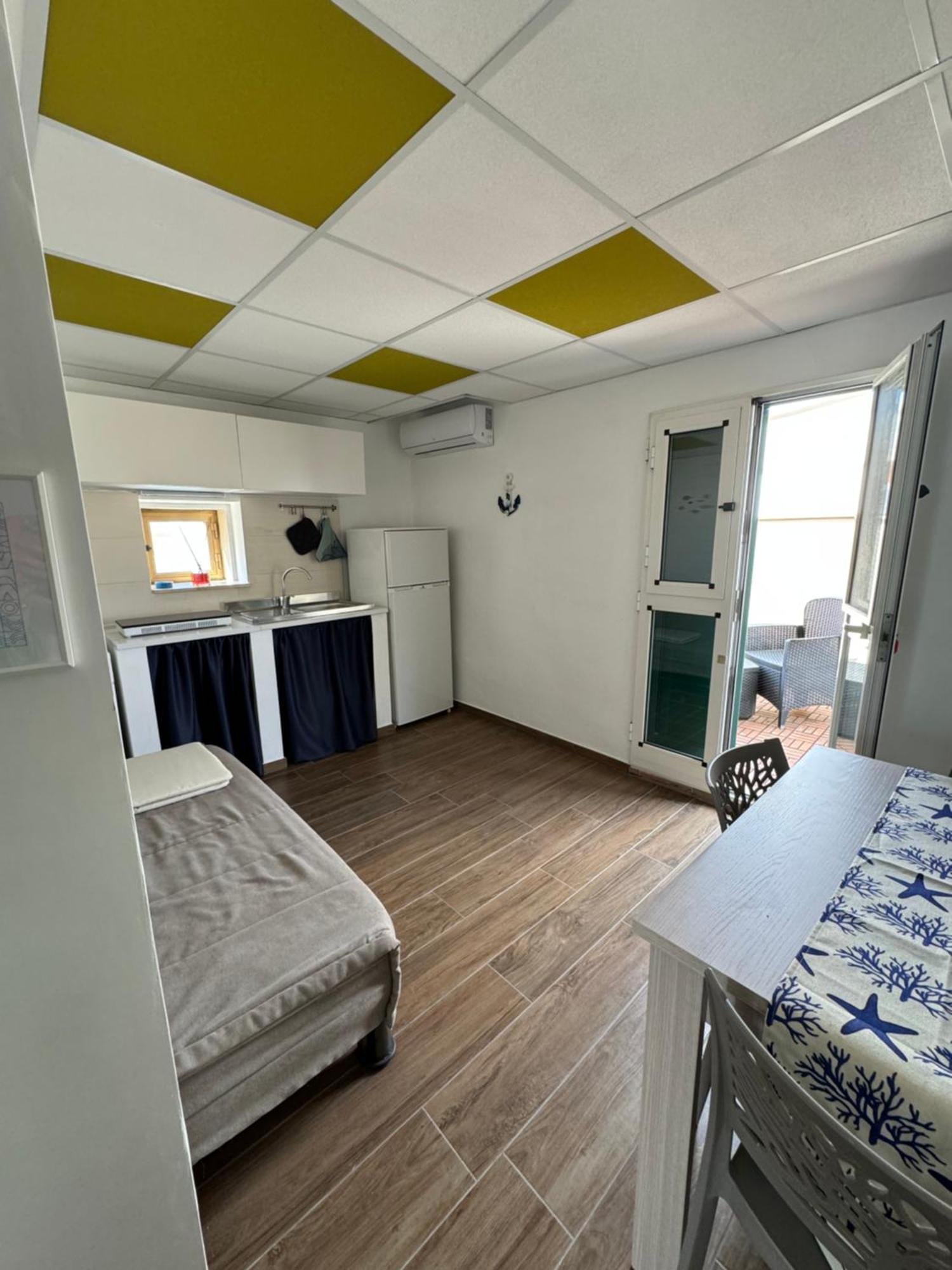 Mareluna Rooms Margherita Di Savoia Esterno foto